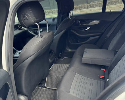 Білий Мерседес Ц-Клас, об'ємом двигуна 2.14 л та пробігом 284 тис. км за 16800 $, фото 43 на Automoto.ua