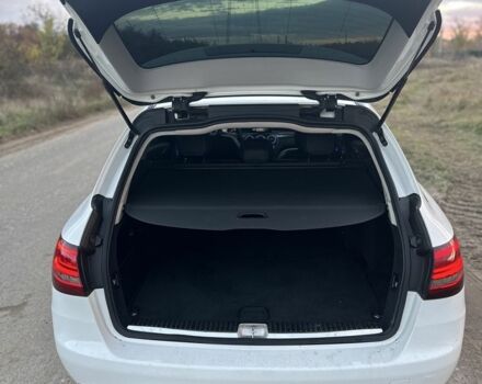 Білий Мерседес Ц-Клас, об'ємом двигуна 2.1 л та пробігом 230 тис. км за 15800 $, фото 7 на Automoto.ua