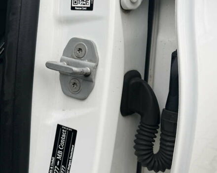 Білий Мерседес Ц-Клас, об'ємом двигуна 2.2 л та пробігом 339 тис. км за 16800 $, фото 5 на Automoto.ua