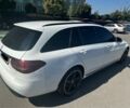 Белый Мерседес Ц-Класс, объемом двигателя 2.1 л и пробегом 220 тыс. км за 497 $, фото 2 на Automoto.ua