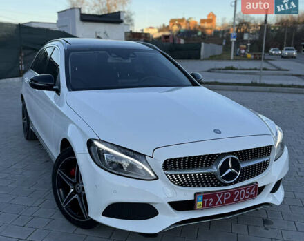 Белый Мерседес Ц-Класс, объемом двигателя 2.14 л и пробегом 159 тыс. км за 21900 $, фото 1 на Automoto.ua