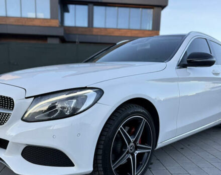 Белый Мерседес Ц-Класс, объемом двигателя 2.14 л и пробегом 159 тыс. км за 21900 $, фото 6 на Automoto.ua