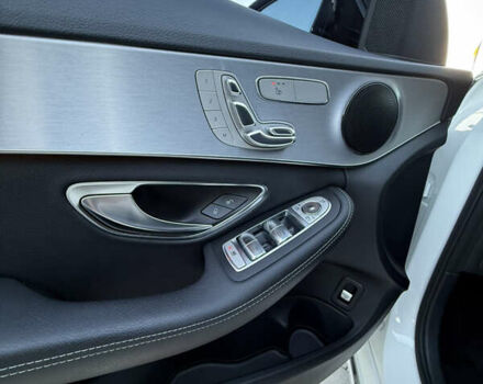 Белый Мерседес Ц-Класс, объемом двигателя 2.14 л и пробегом 159 тыс. км за 21900 $, фото 31 на Automoto.ua