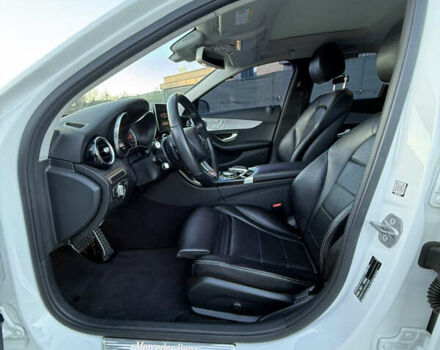 Белый Мерседес Ц-Класс, объемом двигателя 2.14 л и пробегом 159 тыс. км за 21900 $, фото 15 на Automoto.ua