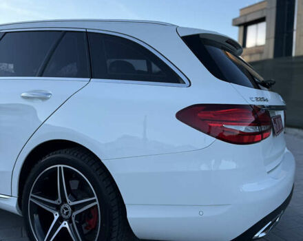 Белый Мерседес Ц-Класс, объемом двигателя 2.14 л и пробегом 159 тыс. км за 21900 $, фото 11 на Automoto.ua