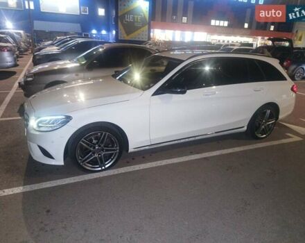 Белый Мерседес Ц-Класс, объемом двигателя 2 л и пробегом 211 тыс. км за 17200 $, фото 6 на Automoto.ua