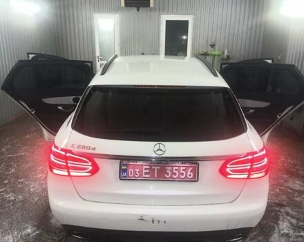 Белый Мерседес Ц-Класс, объемом двигателя 2 л и пробегом 211 тыс. км за 17200 $, фото 2 на Automoto.ua