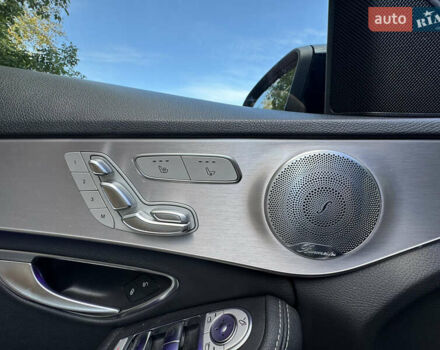 Белый Мерседес Ц-Класс, объемом двигателя 1.95 л и пробегом 147 тыс. км за 28900 $, фото 2 на Automoto.ua