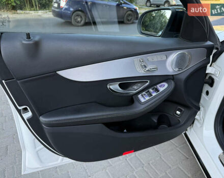 Белый Мерседес Ц-Класс, объемом двигателя 1.95 л и пробегом 139 тыс. км за 29000 $, фото 11 на Automoto.ua