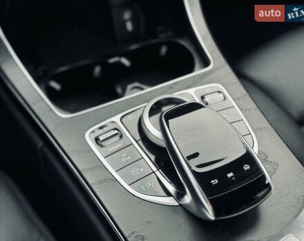 Белый Мерседес Ц-Класс, объемом двигателя 1.95 л и пробегом 148 тыс. км за 27500 $, фото 42 на Automoto.ua