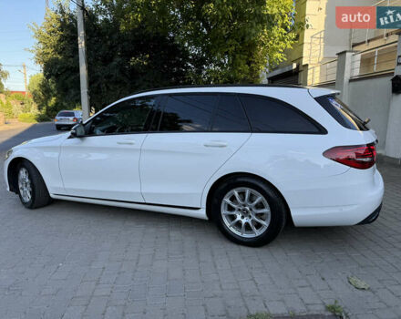 Белый Мерседес Ц-Класс, объемом двигателя 1.95 л и пробегом 139 тыс. км за 29000 $, фото 8 на Automoto.ua