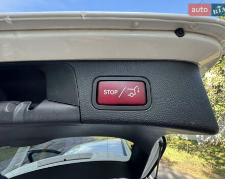 Белый Мерседес Ц-Класс, объемом двигателя 1.95 л и пробегом 147 тыс. км за 28900 $, фото 13 на Automoto.ua