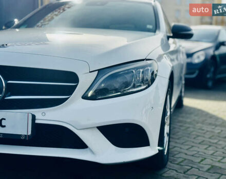 Белый Мерседес Ц-Класс, объемом двигателя 1.95 л и пробегом 148 тыс. км за 27500 $, фото 8 на Automoto.ua