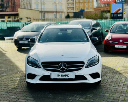 Белый Мерседес Ц-Класс, объемом двигателя 1.95 л и пробегом 148 тыс. км за 27500 $, фото 1 на Automoto.ua