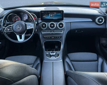 Белый Мерседес Ц-Класс, объемом двигателя 1.95 л и пробегом 300 тыс. км за 20510 $, фото 20 на Automoto.ua