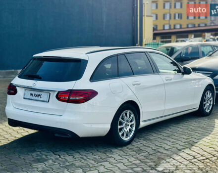 Белый Мерседес Ц-Класс, объемом двигателя 1.95 л и пробегом 148 тыс. км за 27500 $, фото 4 на Automoto.ua