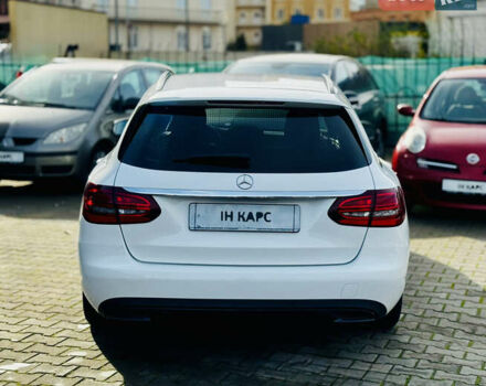 Белый Мерседес Ц-Класс, объемом двигателя 1.95 л и пробегом 148 тыс. км за 27500 $, фото 3 на Automoto.ua