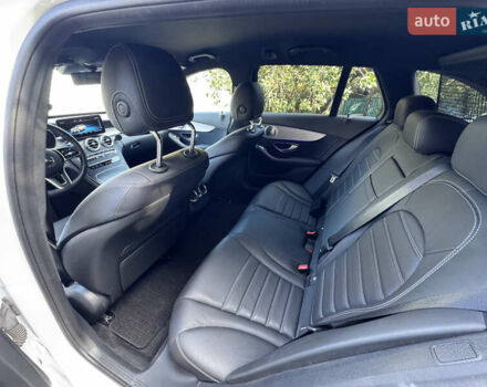 Белый Мерседес Ц-Класс, объемом двигателя 1.95 л и пробегом 147 тыс. км за 28900 $, фото 11 на Automoto.ua