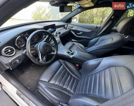 Белый Мерседес Ц-Класс, объемом двигателя 1.95 л и пробегом 147 тыс. км за 28900 $, фото 9 на Automoto.ua