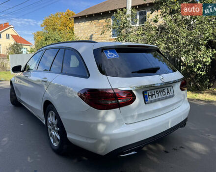 Белый Мерседес Ц-Класс, объемом двигателя 1.95 л и пробегом 147 тыс. км за 28900 $, фото 12 на Automoto.ua