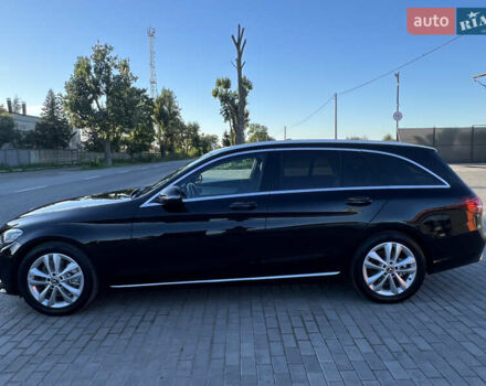 Белый Мерседес Ц-Класс, объемом двигателя 1.95 л и пробегом 300 тыс. км за 20510 $, фото 4 на Automoto.ua