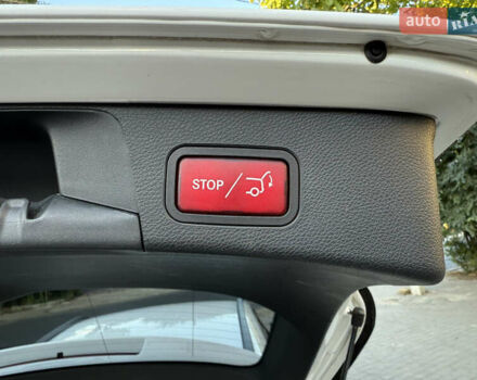 Белый Мерседес Ц-Класс, объемом двигателя 1.95 л и пробегом 139 тыс. км за 29000 $, фото 17 на Automoto.ua