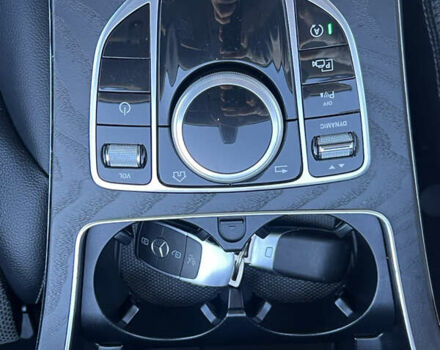 Белый Мерседес Ц-Класс, объемом двигателя 1.95 л и пробегом 300 тыс. км за 20510 $, фото 16 на Automoto.ua