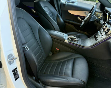 Белый Мерседес Ц-Класс, объемом двигателя 1.95 л и пробегом 139 тыс. км за 29000 $, фото 23 на Automoto.ua