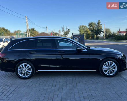 Белый Мерседес Ц-Класс, объемом двигателя 1.95 л и пробегом 300 тыс. км за 20510 $, фото 6 на Automoto.ua