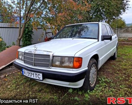 Белый Мерседес Ц-Класс, объемом двигателя 2 л и пробегом 240 тыс. км за 1999 $, фото 1 на Automoto.ua