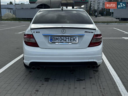 Білий Мерседес Ц-Клас, об'ємом двигуна 2.5 л та пробігом 235 тис. км за 8499 $, фото 1 на Automoto.ua