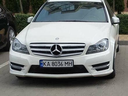 Мерседес Ц-Клас 2011 у Гостомель на Automoto.ua Білий Мерседес Ц-Клас, об'ємом двигуна 2.14 л та пробігом 251 тис. км за 13000 $, фото 1 на Automoto.ua