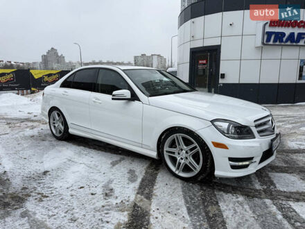 Белый Мерседес Ц-Класс, объемом двигателя 1.8 л и пробегом 113 тыс. км за 13700 $, фото 1 на Automoto.ua