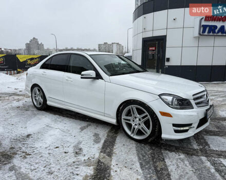 Белый Мерседес Ц-Класс, объемом двигателя 1.8 л и пробегом 113 тыс. км за 13700 $, фото 1 на Automoto.ua