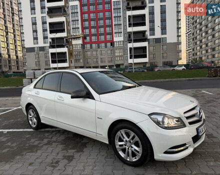 Білий Мерседес Ц-Клас, об'ємом двигуна 1.8 л та пробігом 190 тис. км за 10900 $, фото 1 на Automoto.ua