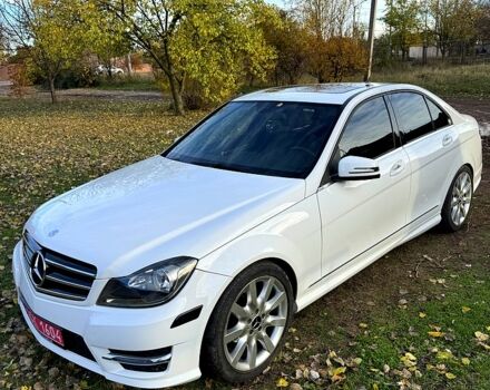 Белый Мерседес Ц-Класс, объемом двигателя 1.8 л и пробегом 16300 тыс. км за 13500 $, фото 1 на Automoto.ua