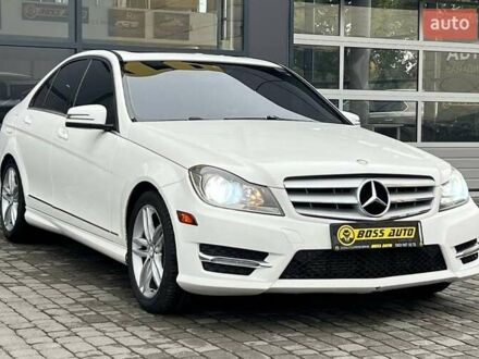 Мерседес Ц-Класс 2013 в Ивано-Франковске на Automoto.ua Белый Мерседес Ц-Класс, объемом двигателя 1.8 л и пробегом 272 тыс. км за 11800 $, фото 1 на Automoto.ua