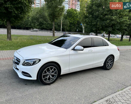 Белый Мерседес Ц-Класс, объемом двигателя 2.2 л и пробегом 150 тыс. км за 20850 $, фото 1 на Automoto.ua