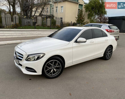 Білий Мерседес Ц-Клас, об'ємом двигуна 2.2 л та пробігом 150 тис. км за 19500 $, фото 1 на Automoto.ua