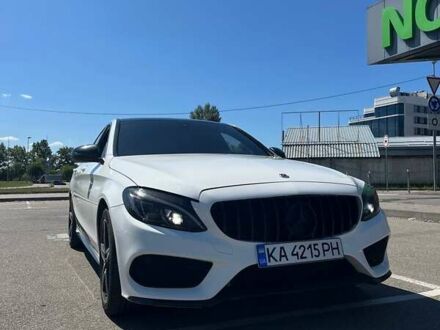 Мерседес Ц-Класс 2015 в Киеве на Automoto.ua Белый Мерседес Ц-Класс, объемом двигателя 2 л и пробегом 189 тыс. км за 24500 $, фото 1 на Automoto.ua