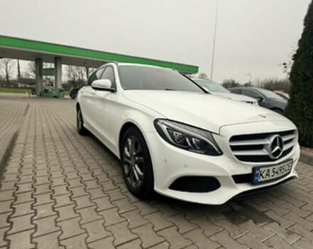 Білий Мерседес Ц-Клас, об'ємом двигуна 2.2 л та пробігом 339 тис. км за 16800 $, фото 1 на Automoto.ua