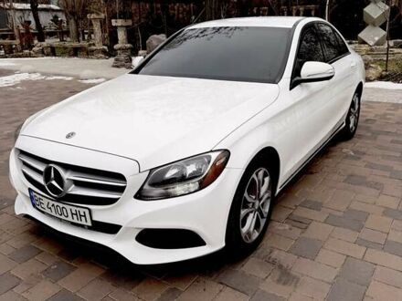 Білий Мерседес Ц-Клас, об'ємом двигуна 1.99 л та пробігом 236 тис. км за 19300 $, фото 1 на Automoto.ua