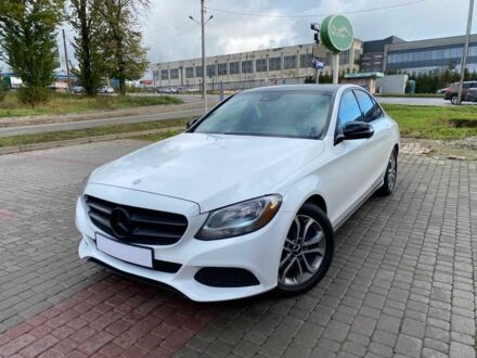 Білий Мерседес Ц-Клас, об'ємом двигуна 2 л та пробігом 163 тис. км за 18700 $, фото 1 на Automoto.ua