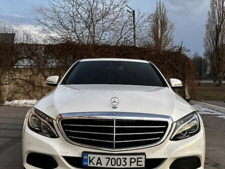 Белый Мерседес Ц-Класс, объемом двигателя 1.99 л и пробегом 225 тыс. км за 18300 $, фото 1 на Automoto.ua