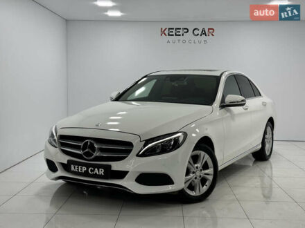 Белый Мерседес Ц-Класс, объемом двигателя 2.14 л и пробегом 144 тыс. км за 27000 $, фото 1 на Automoto.ua