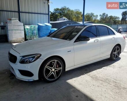 Белый Мерседес Ц-Класс, объемом двигателя 3 л и пробегом 105 тыс. км за 5000 $, фото 1 на Automoto.ua