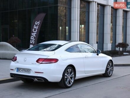 Білий Мерседес Ц-Клас, об'ємом двигуна 2 л та пробігом 68 тис. км за 25700 $, фото 1 на Automoto.ua