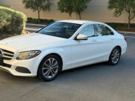 Мерседес Ц-Класс 2016 в Житомире на Automoto.ua Белый Мерседес Ц-Класс, объемом двигателя 2 л и пробегом 79 тыс. км за 2450 $, фото 1 на Automoto.ua