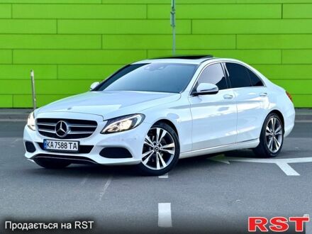 Білий Мерседес Ц-Клас, об'ємом двигуна 2.1 л та пробігом 28 тис. км за 26900 $, фото 1 на Automoto.ua