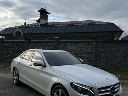 Белый Мерседес Ц-Класс, объемом двигателя 1.6 л и пробегом 85 тыс. км за 24500 $, фото 1 на Automoto.ua